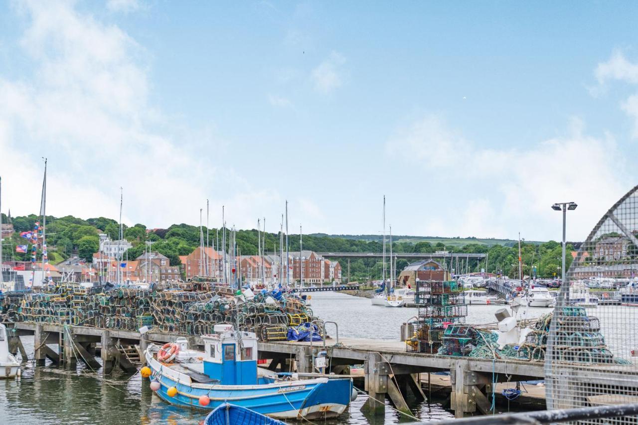 What A View At Quayside Apartment Whitby Exterior photo